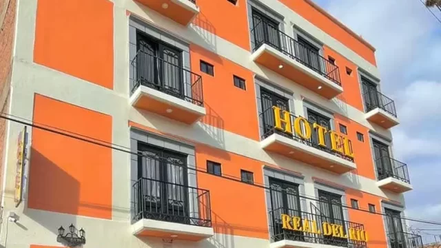 Hotel Real del Río